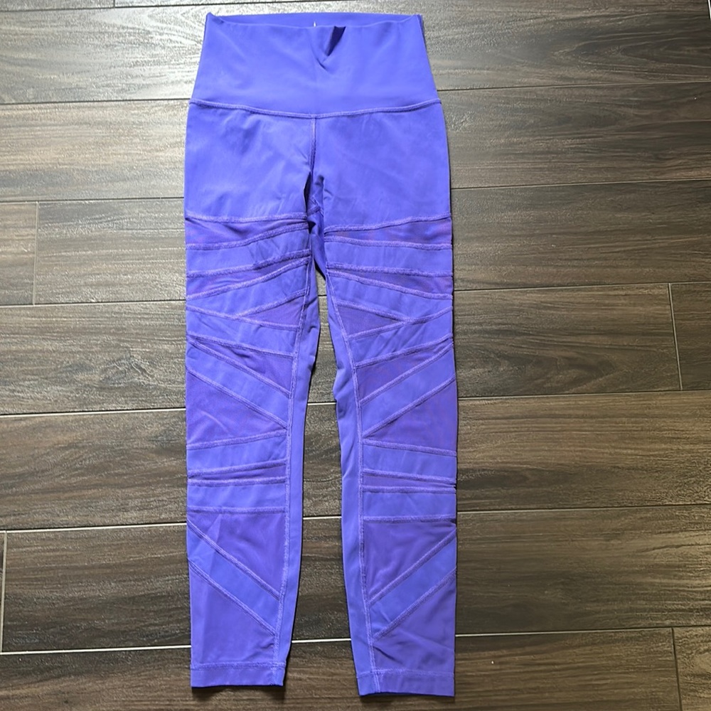 Lululemon Highest Times Pant Luxtreme Wanderlust Collection size 6 🦄